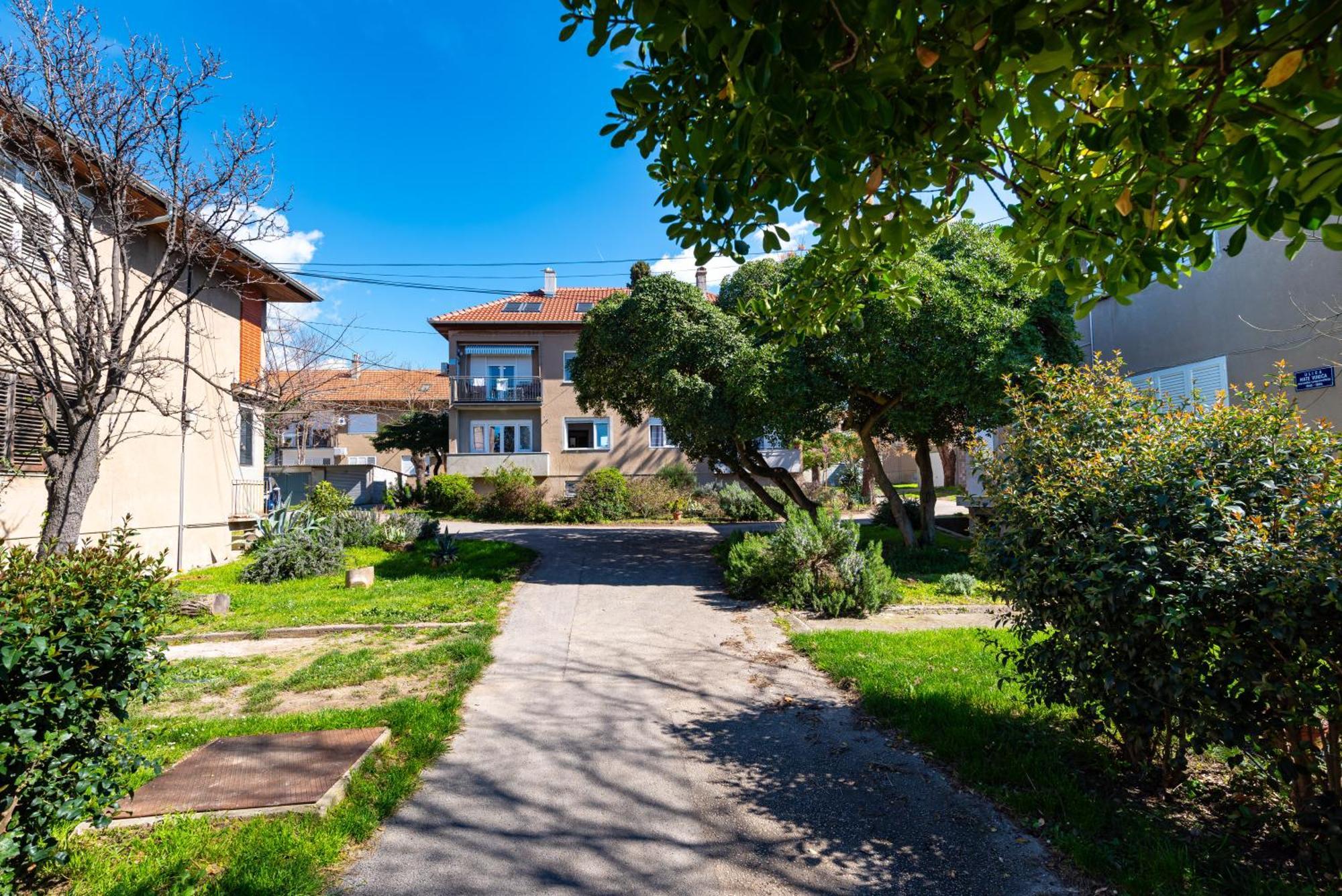 Kolovare Garden Oasis - First Row By Sea Apartment Zadar Exterior photo